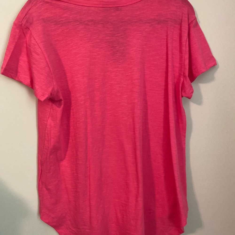 Pink‎ Tee - Picture 3 of 7